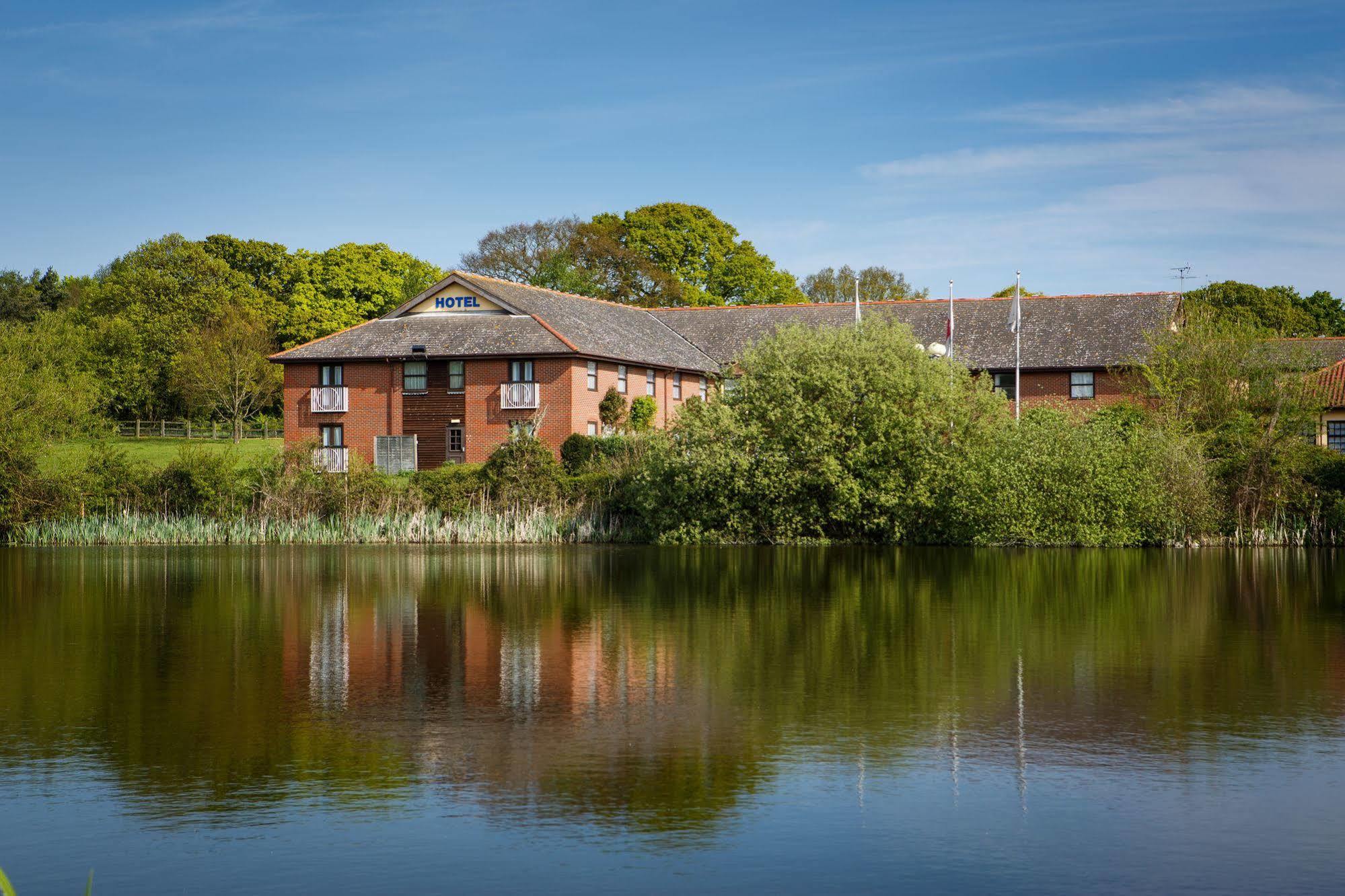 Dragonfly Hotel Colchester Dış mekan fotoğraf